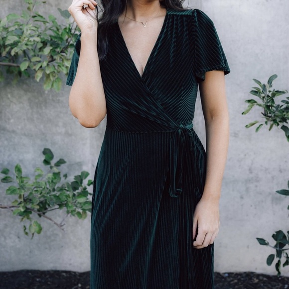 (Green/emerald) Andy Ribbed Velvet Wrap Dress - Picture 10 of 16